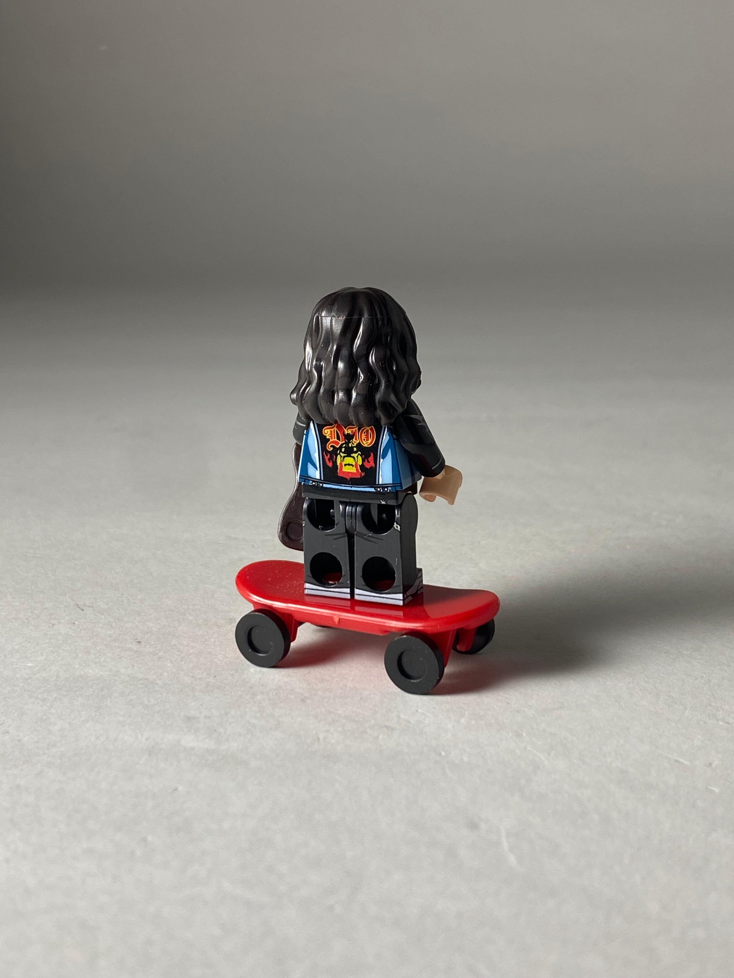 Eddie Munson - Figurine Type Lego Stranger Things 2