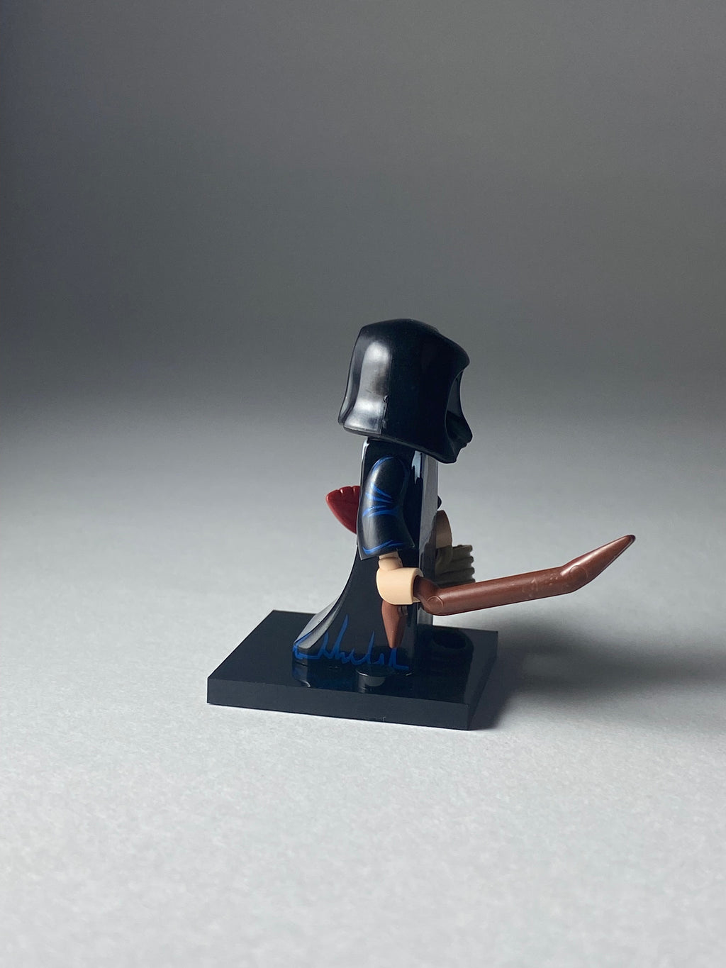 Old Witch Strega Queen Grimhilde