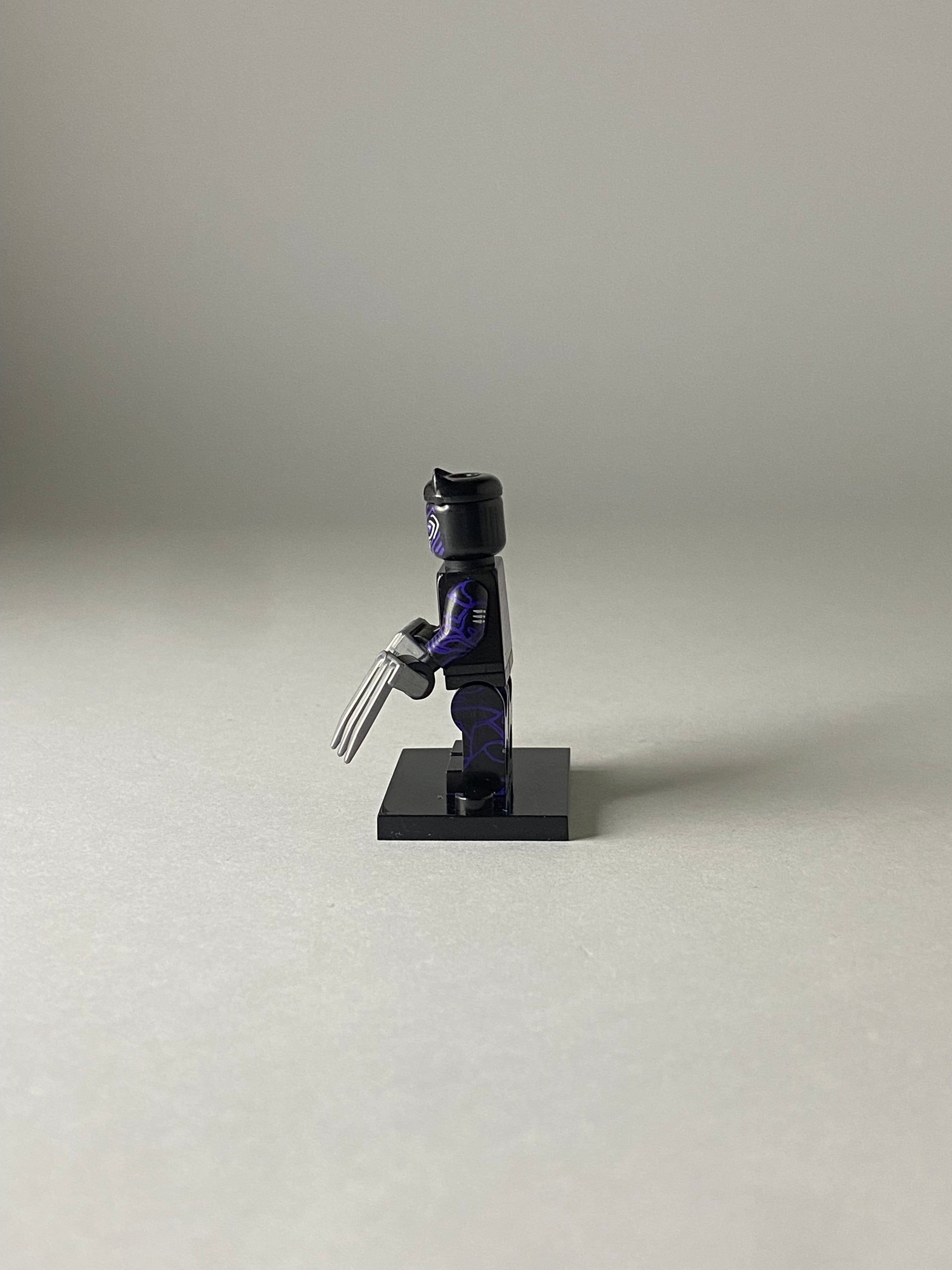 Black Panther violet