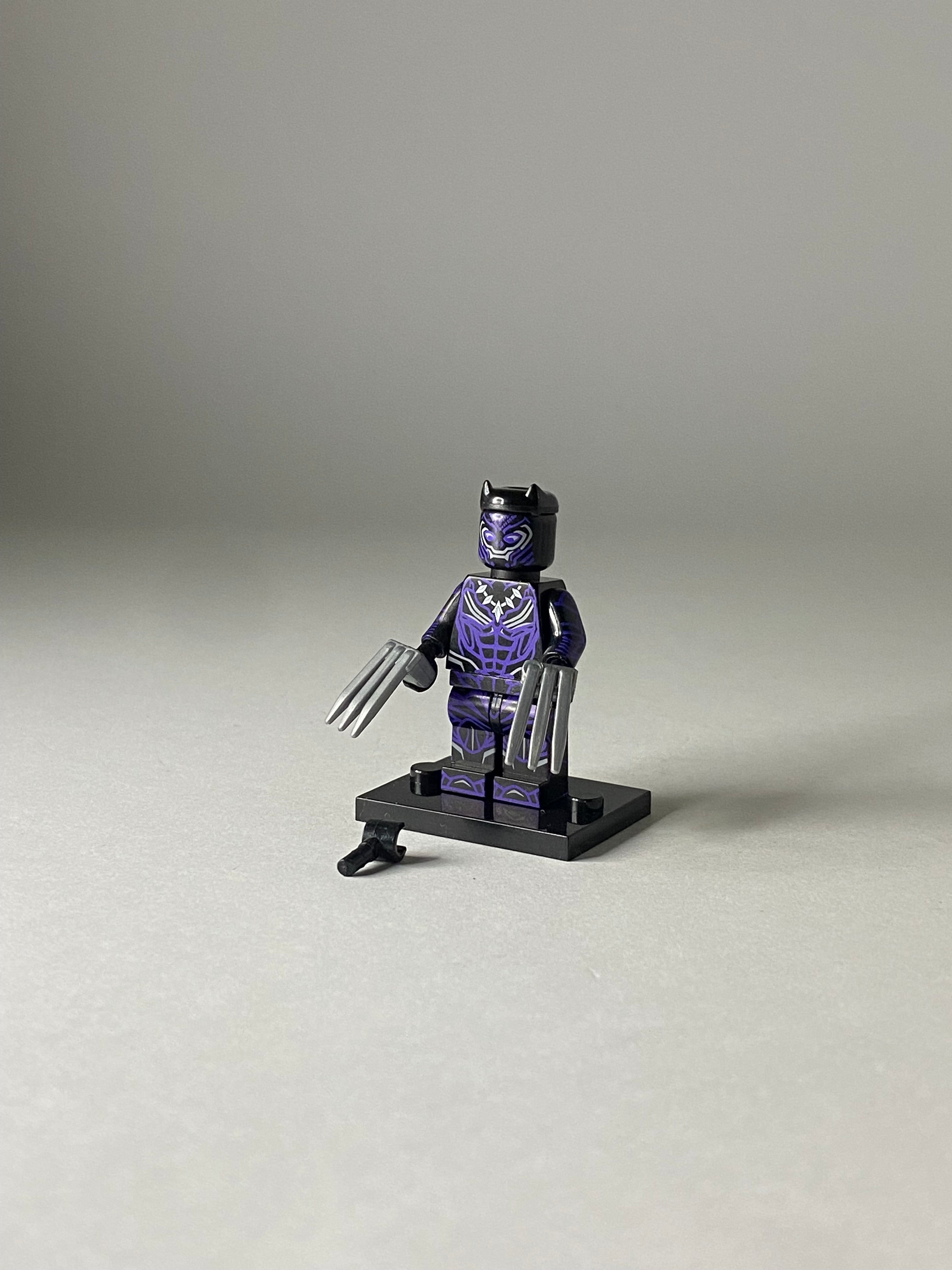 Black Panther violet
