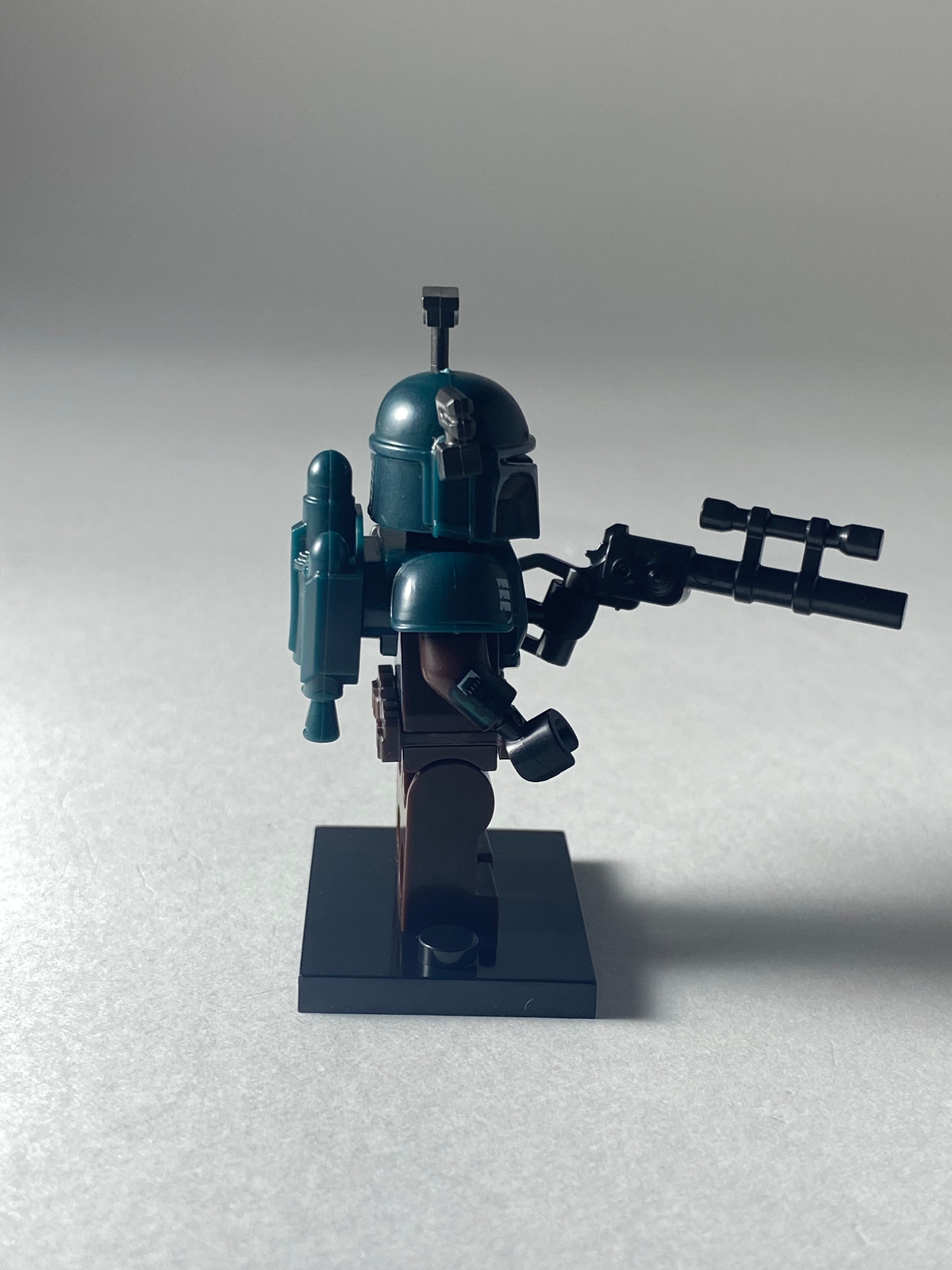 Mandalorian Green Warrior