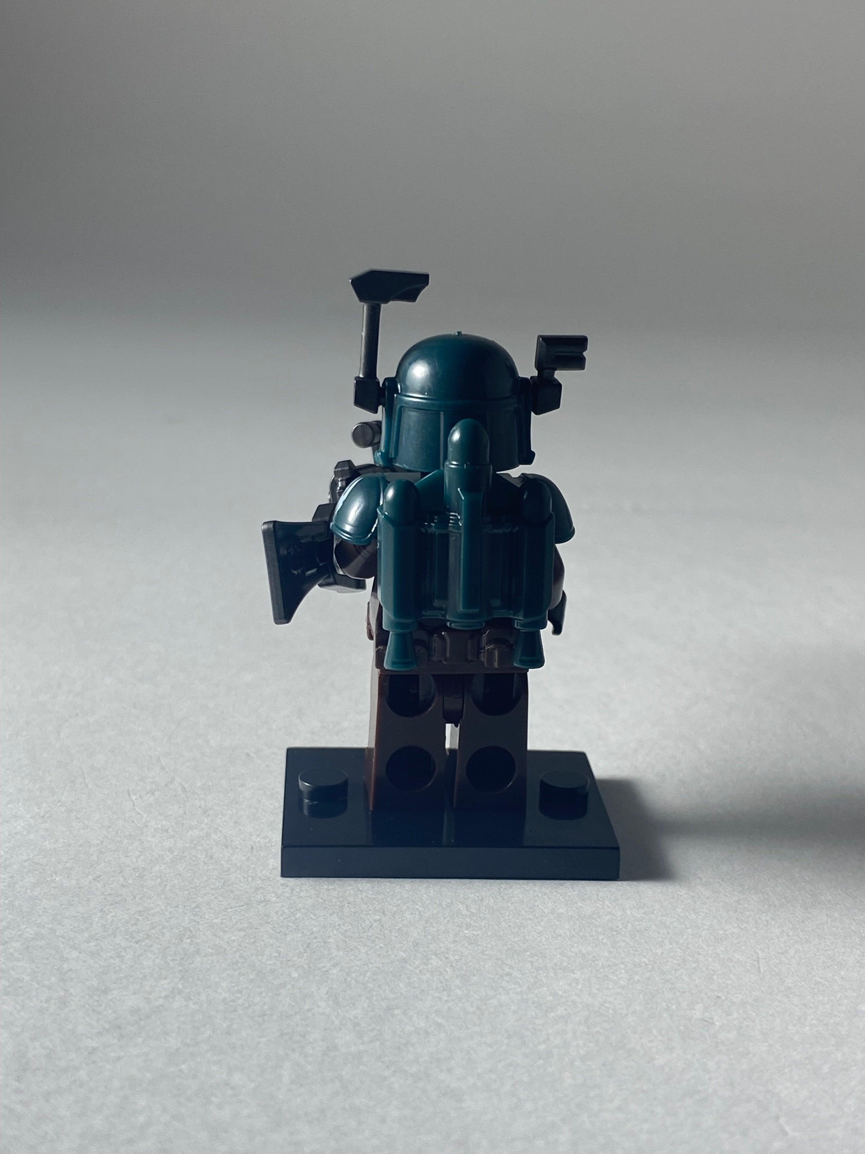 Mandalorian Green Warrior