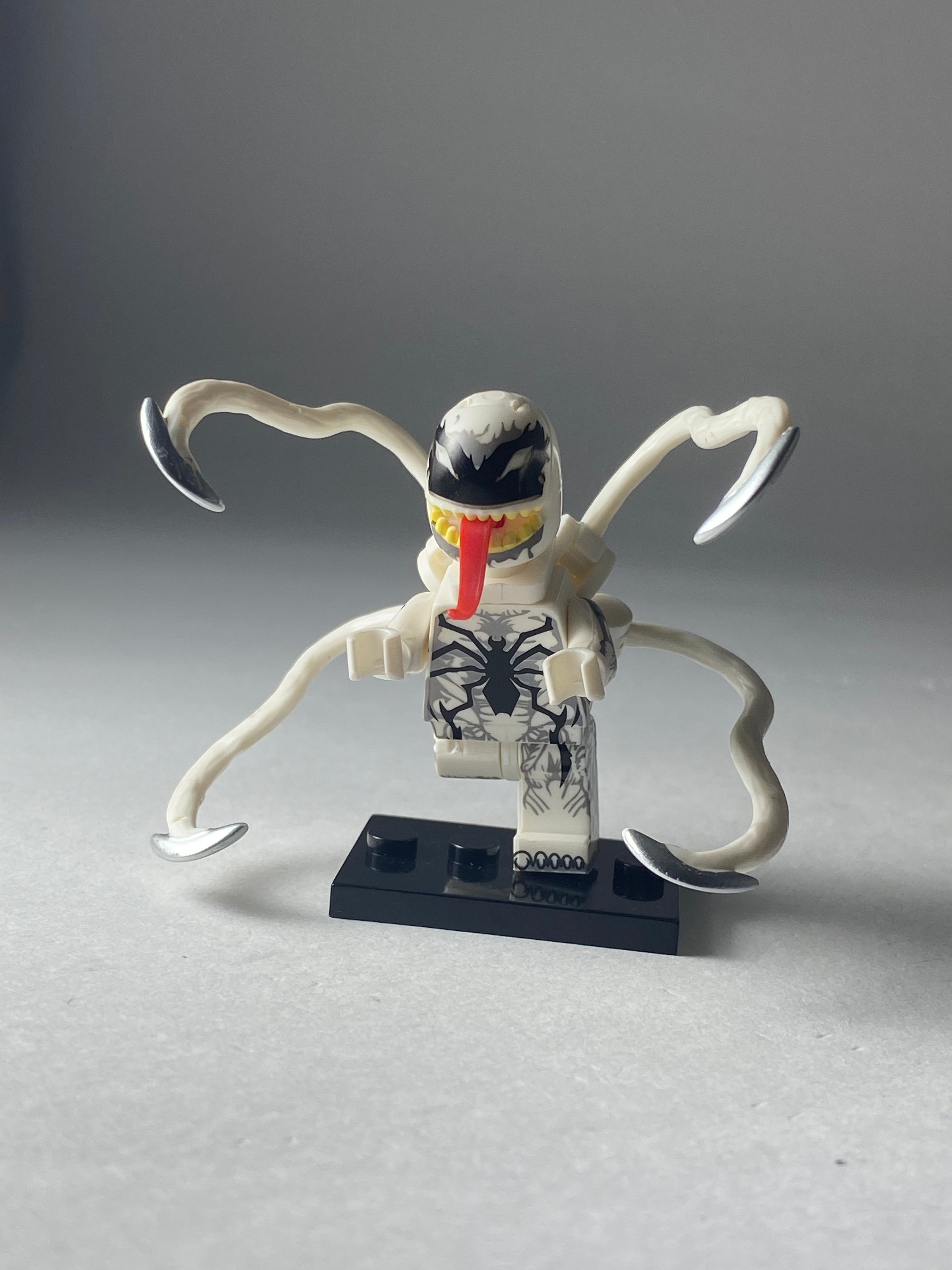 Anti Venom 4