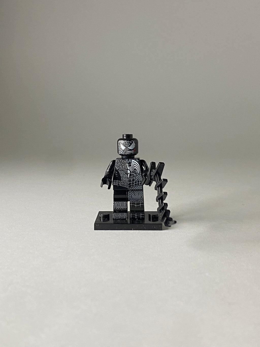 Spiderman Half black Half Venom