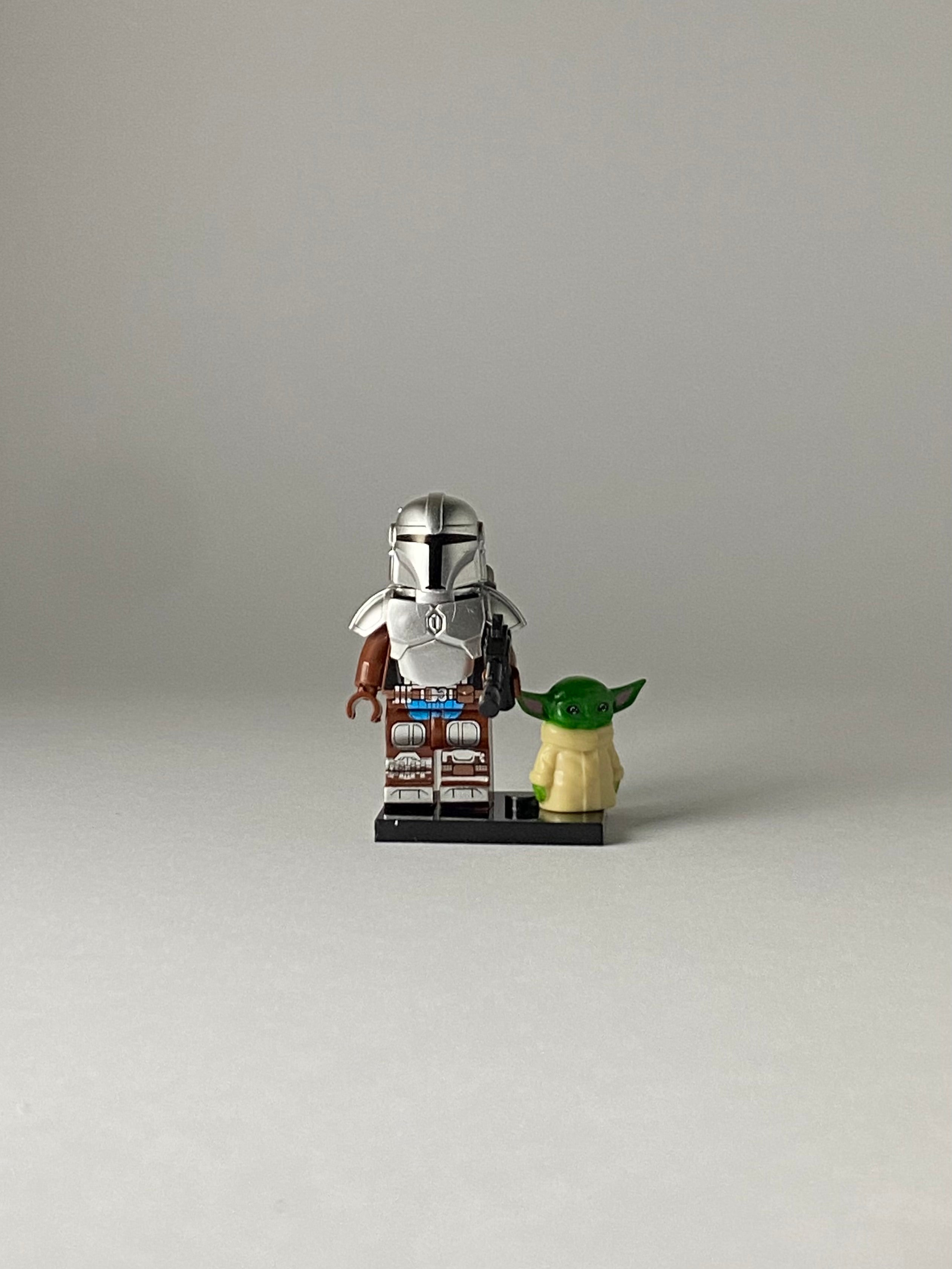 Mandalorian and Grogu Yoda