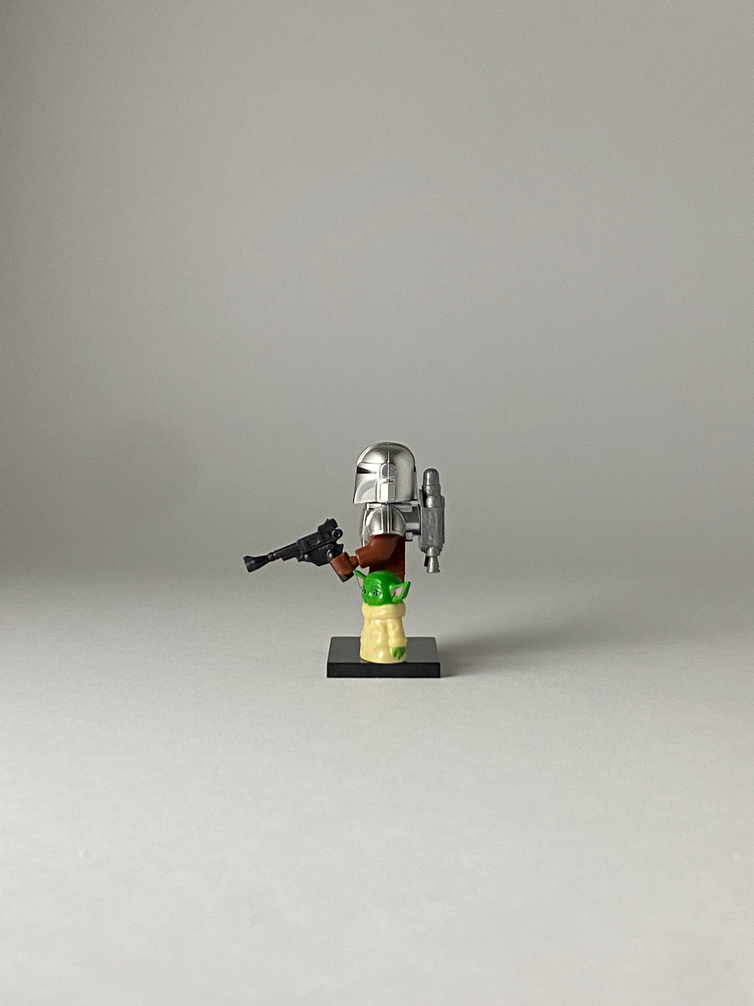 Mandalorian and Grogu Yoda