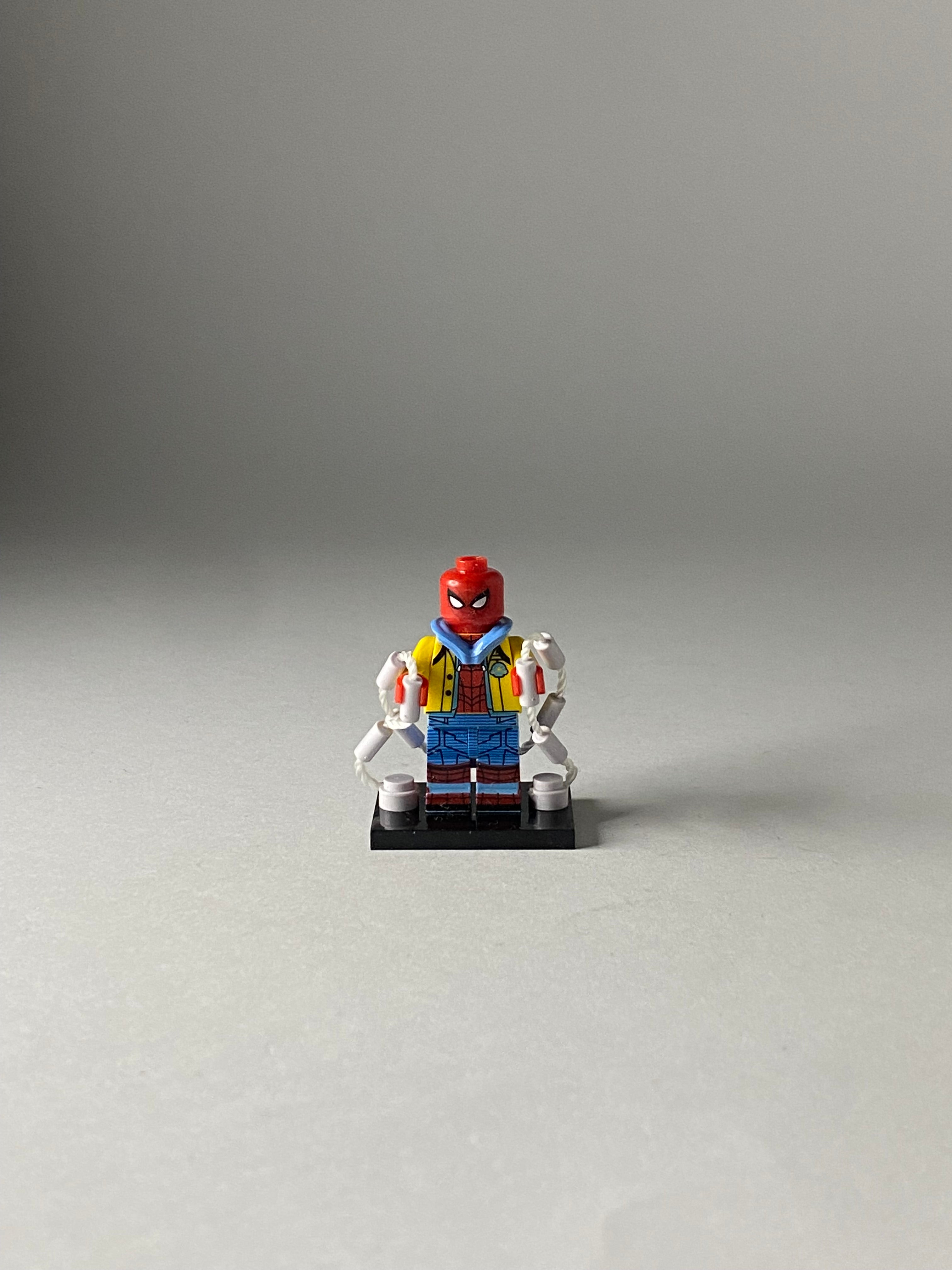 Spiderman Homecoming suit