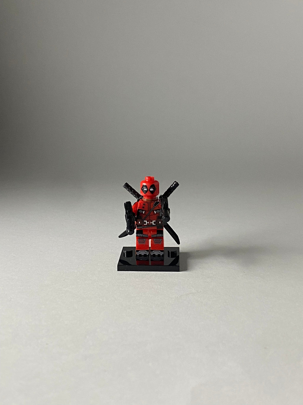 Deadpool armed