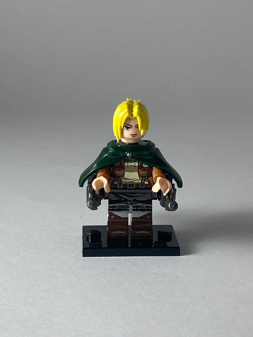 Annie Leonhart