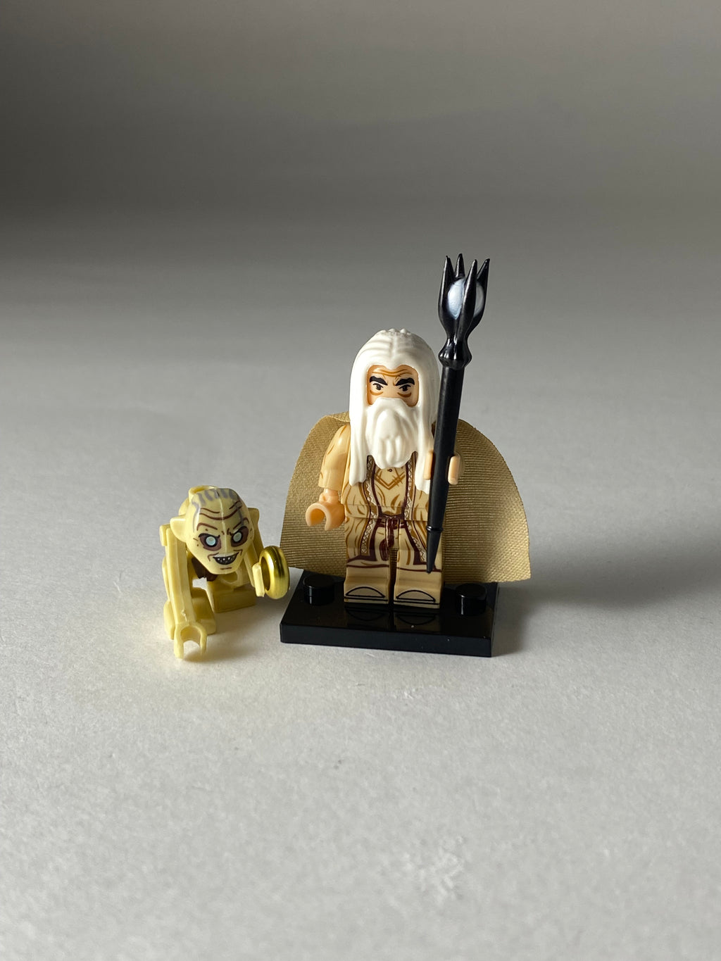 Saruman and Gollum