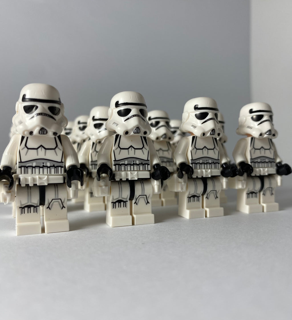 16 Stormtrooper