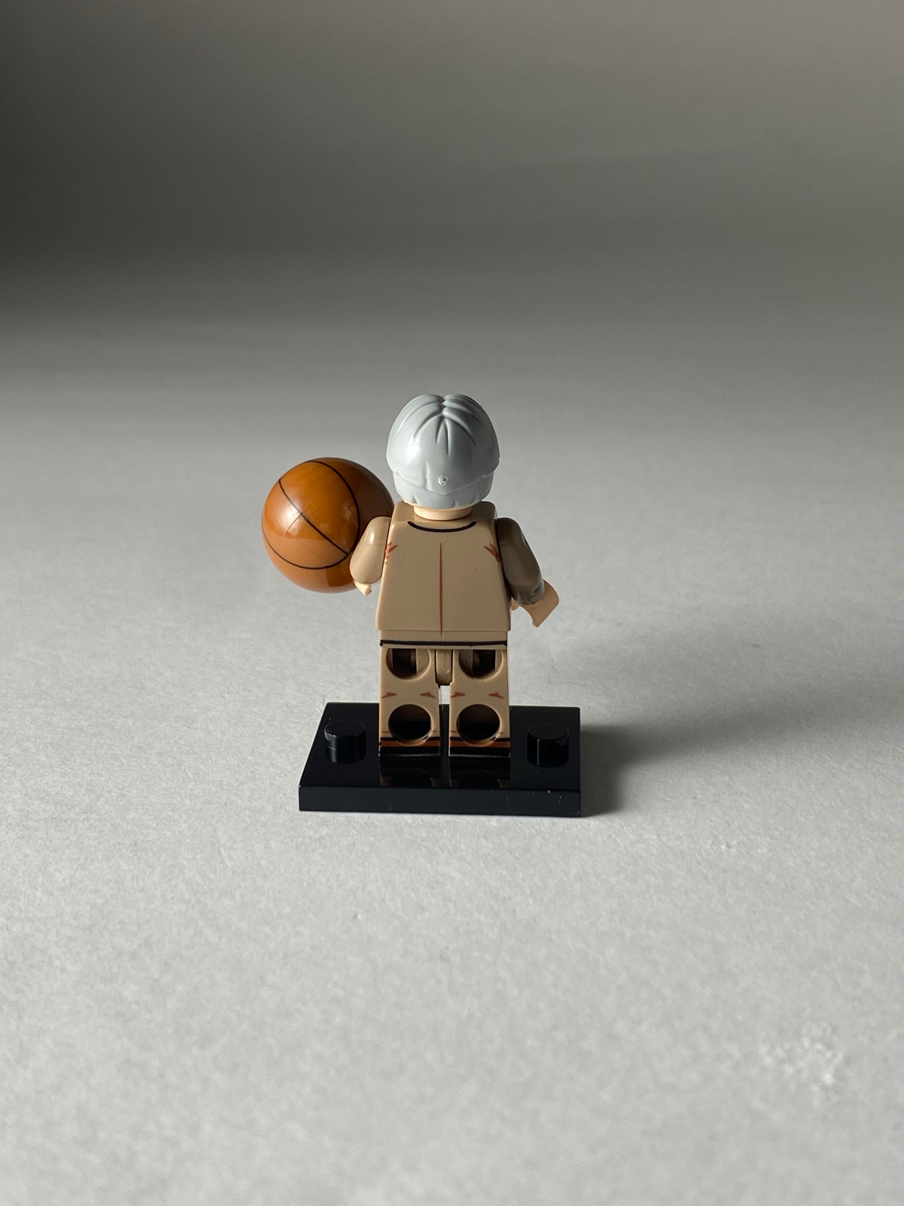 Coach Mitsuyoshi Anzai