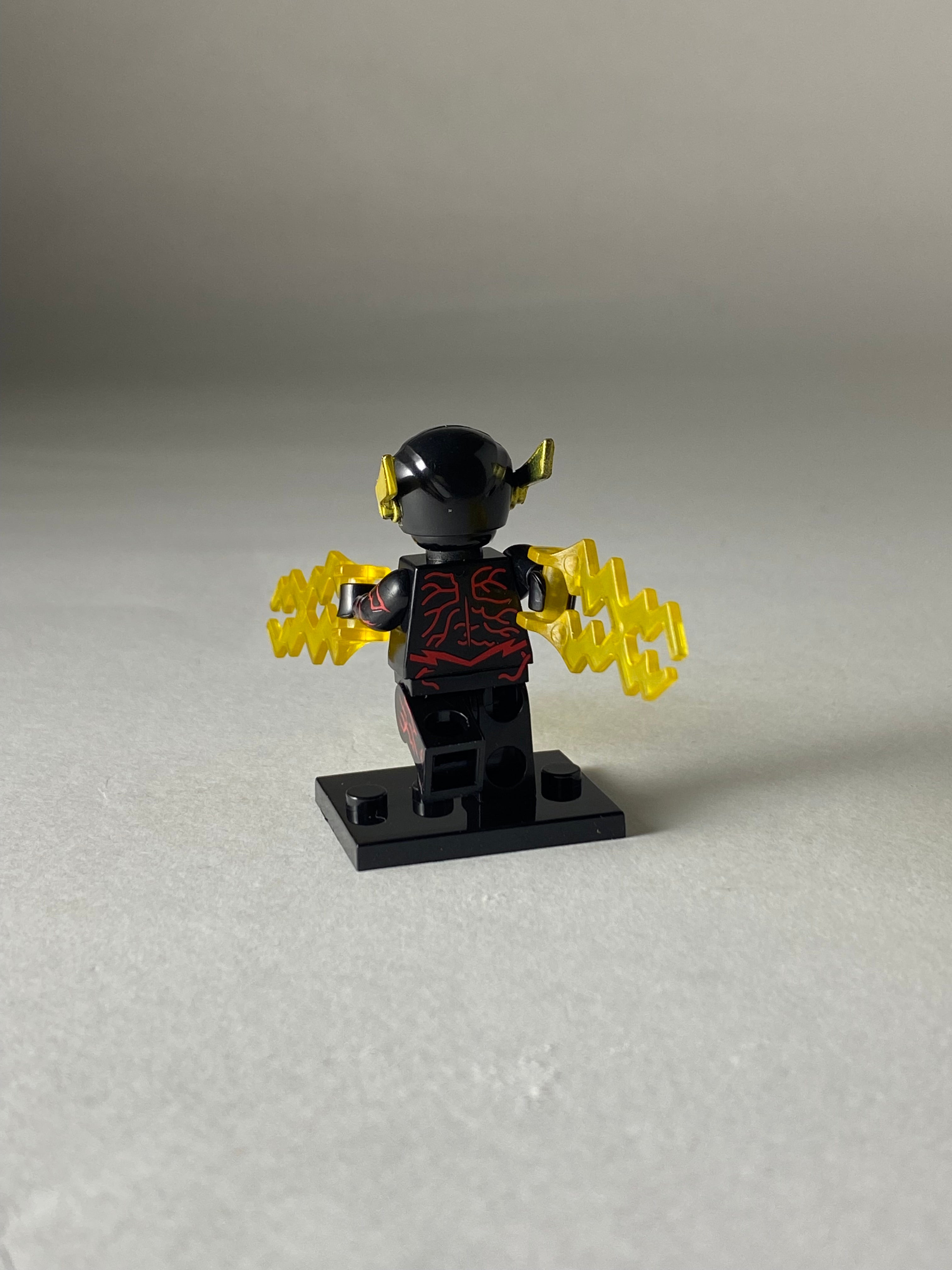 Reverse Flash new 52 Daniel West