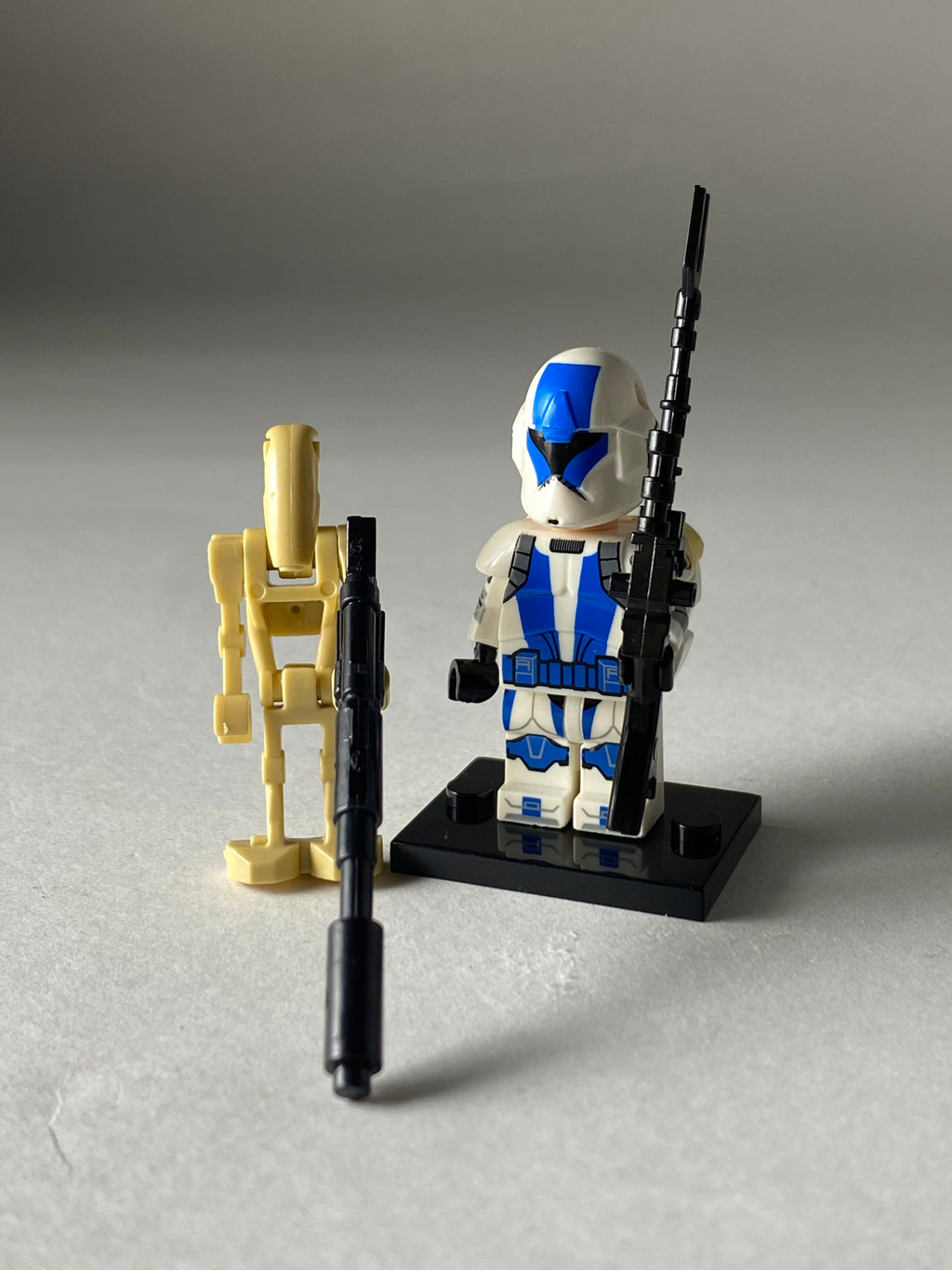 Legion Sniper Trooper and Battle Droid