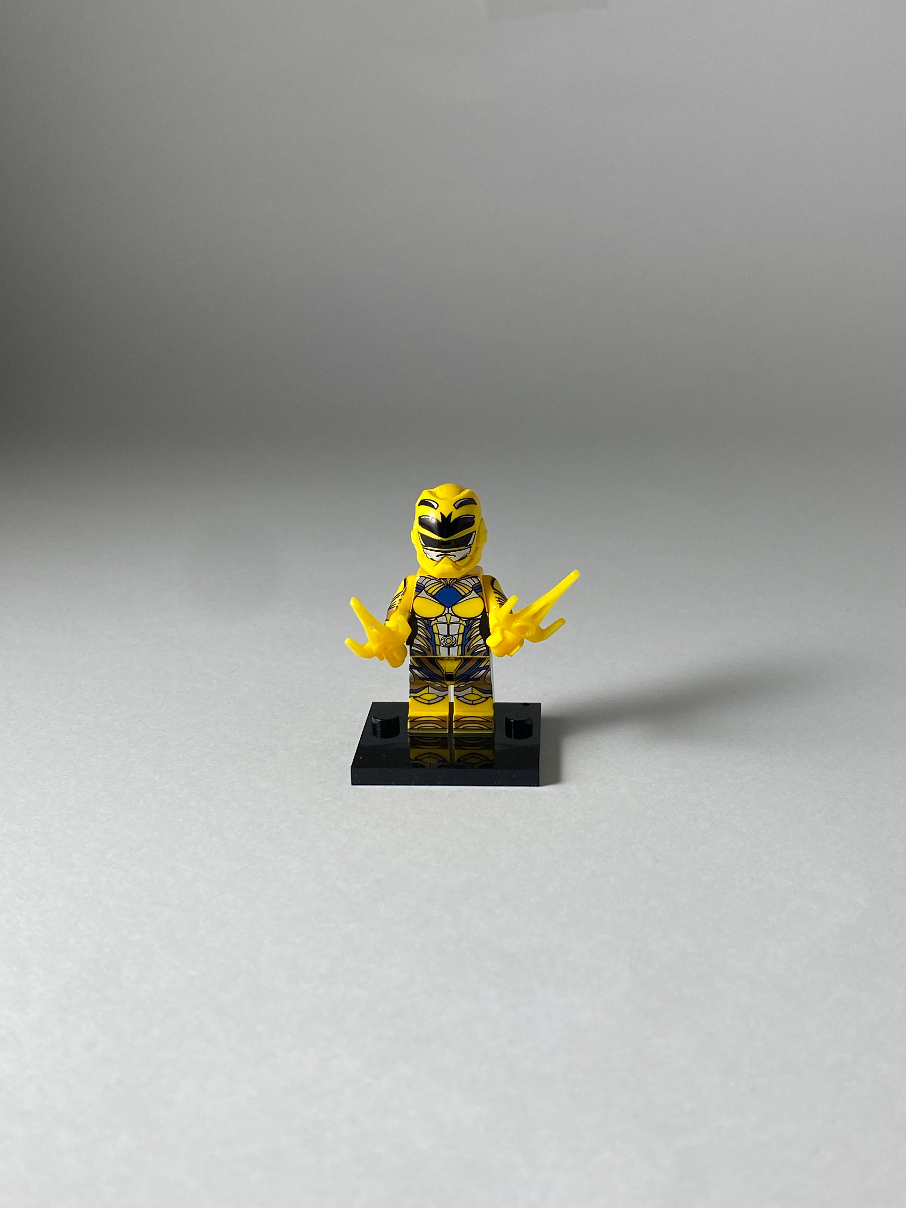 Power Ranger Yellow