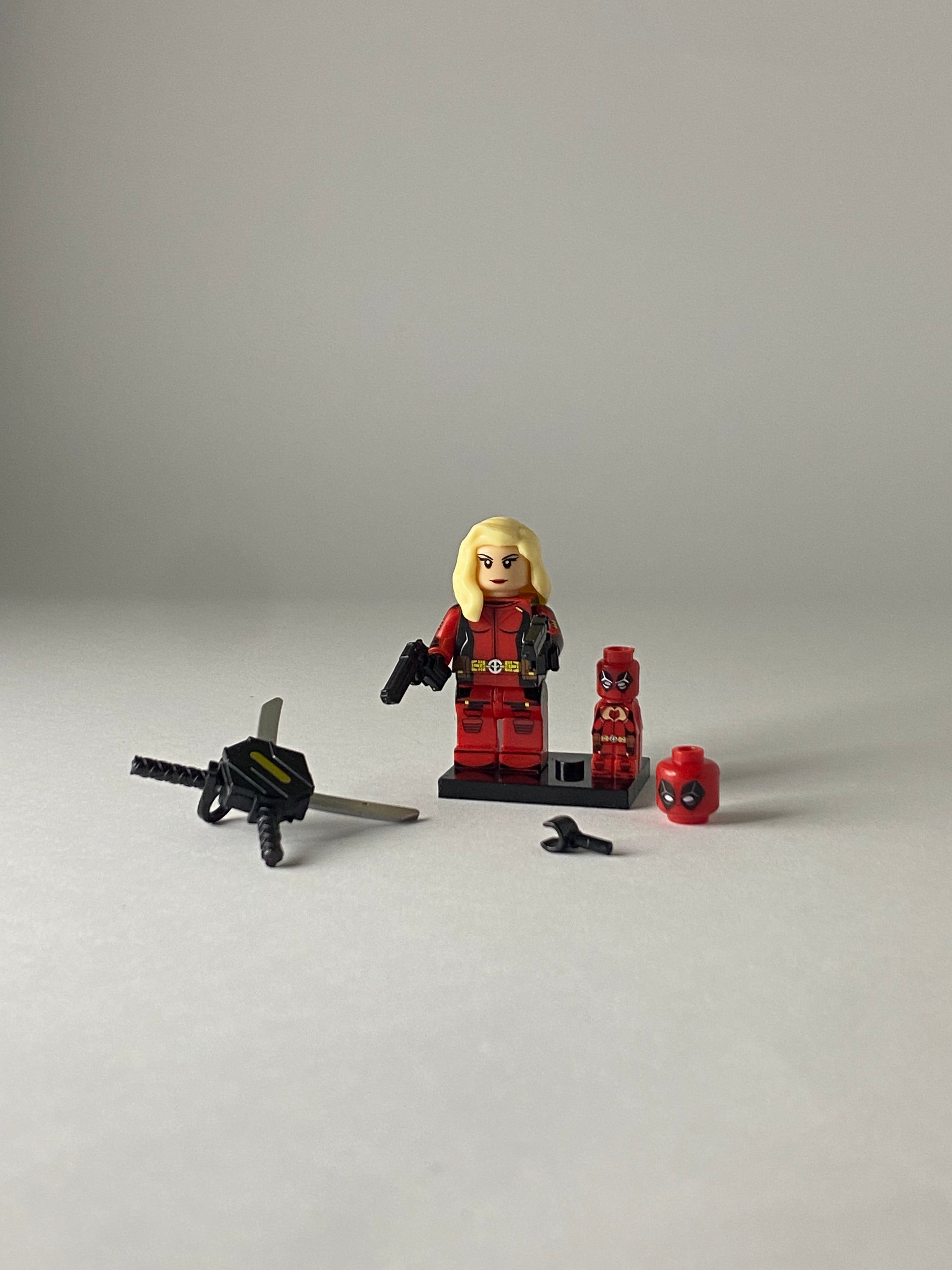 Deadpool Woman