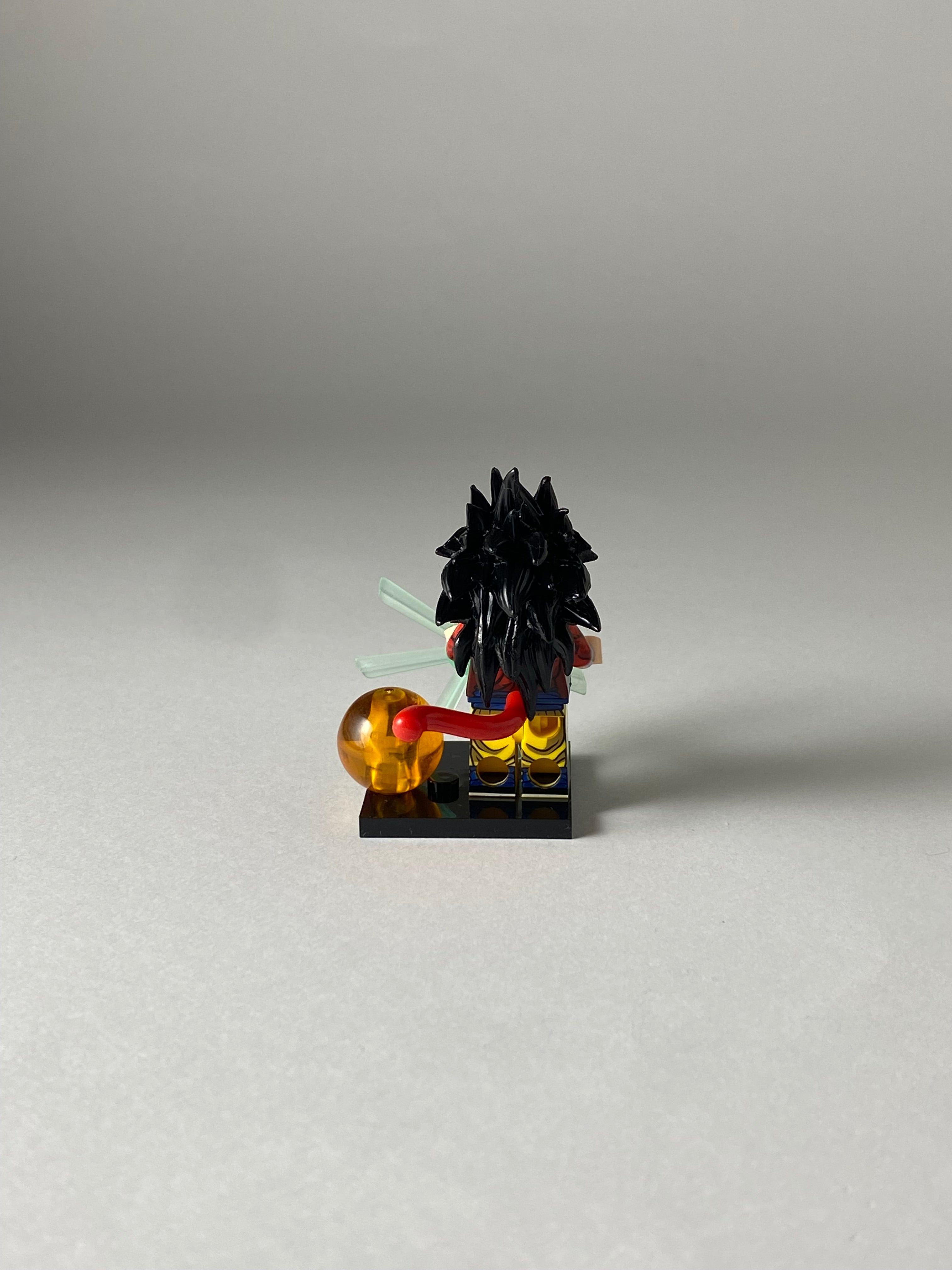 Goku ssj 4 2