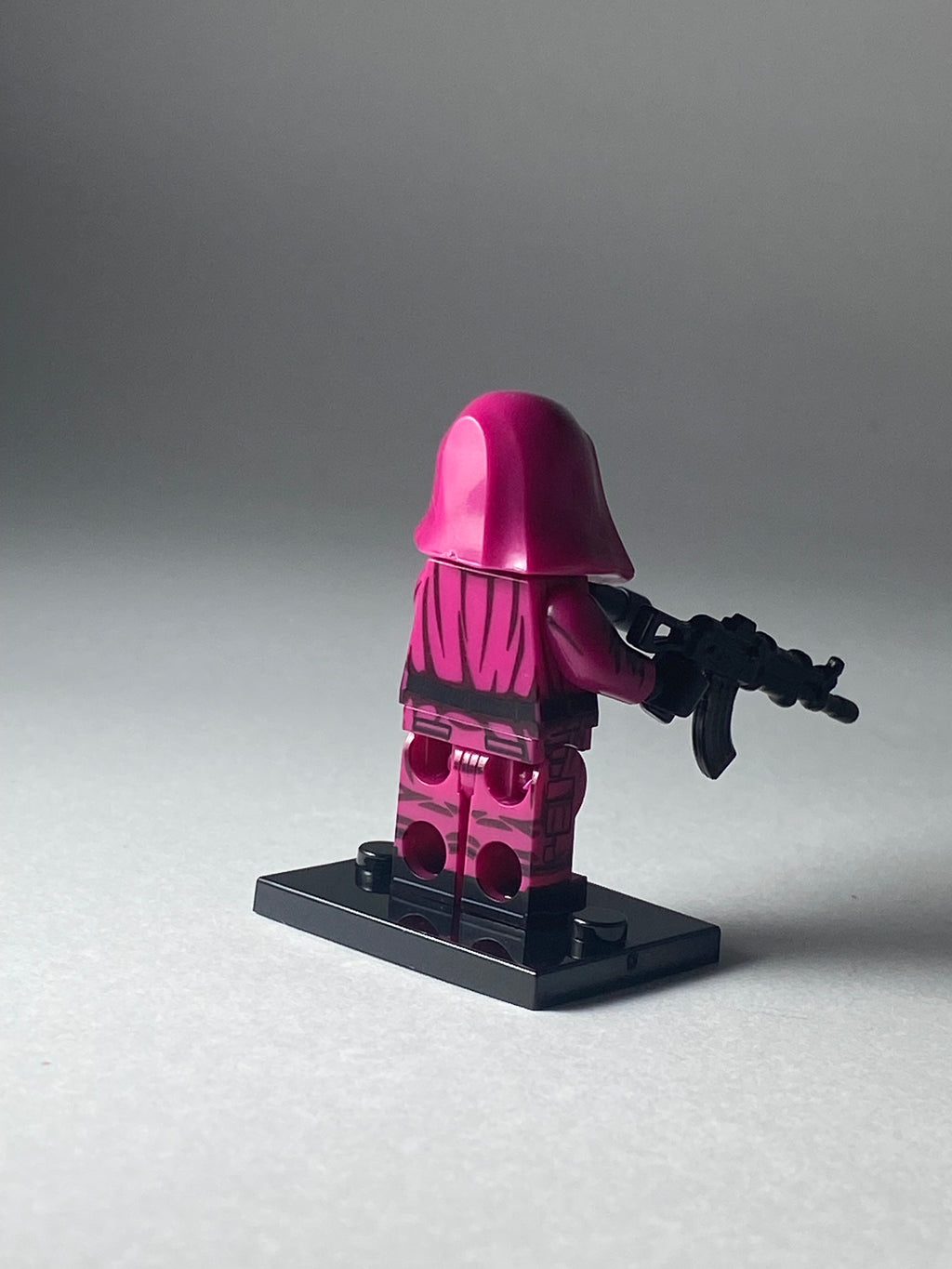 Rectangle Pink Guard Squid Game