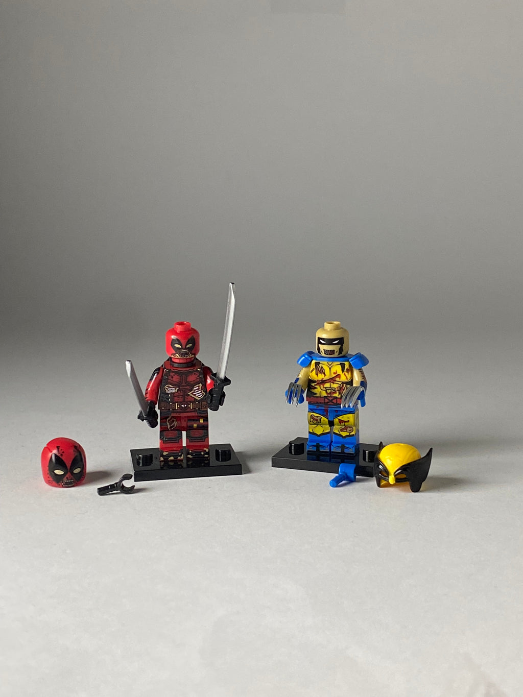 Deadpool and Wolverine Zombie