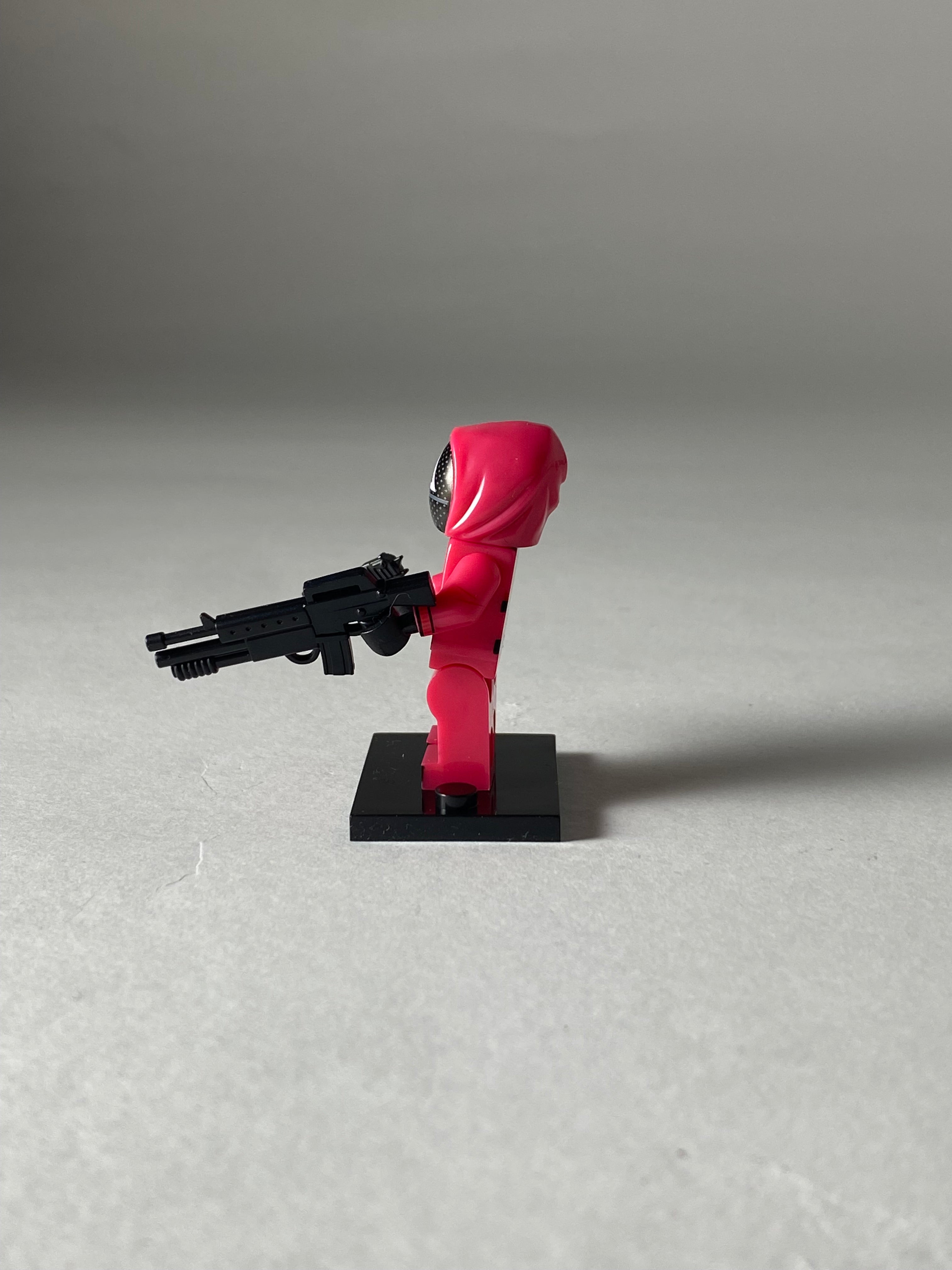 Triangle pink guard 2