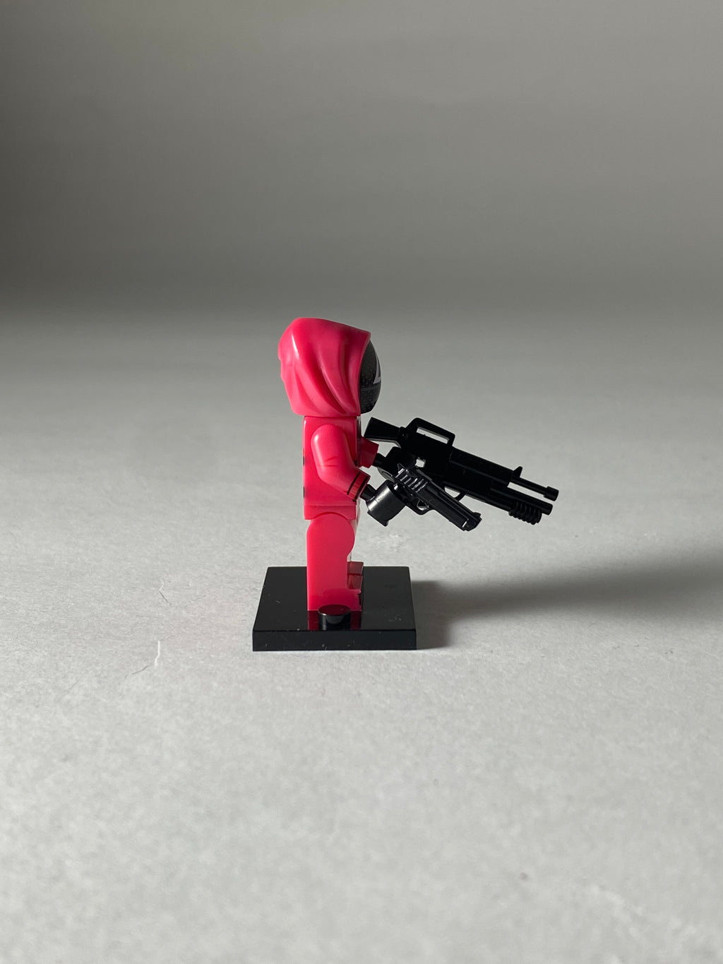 Triangle pink guard 2