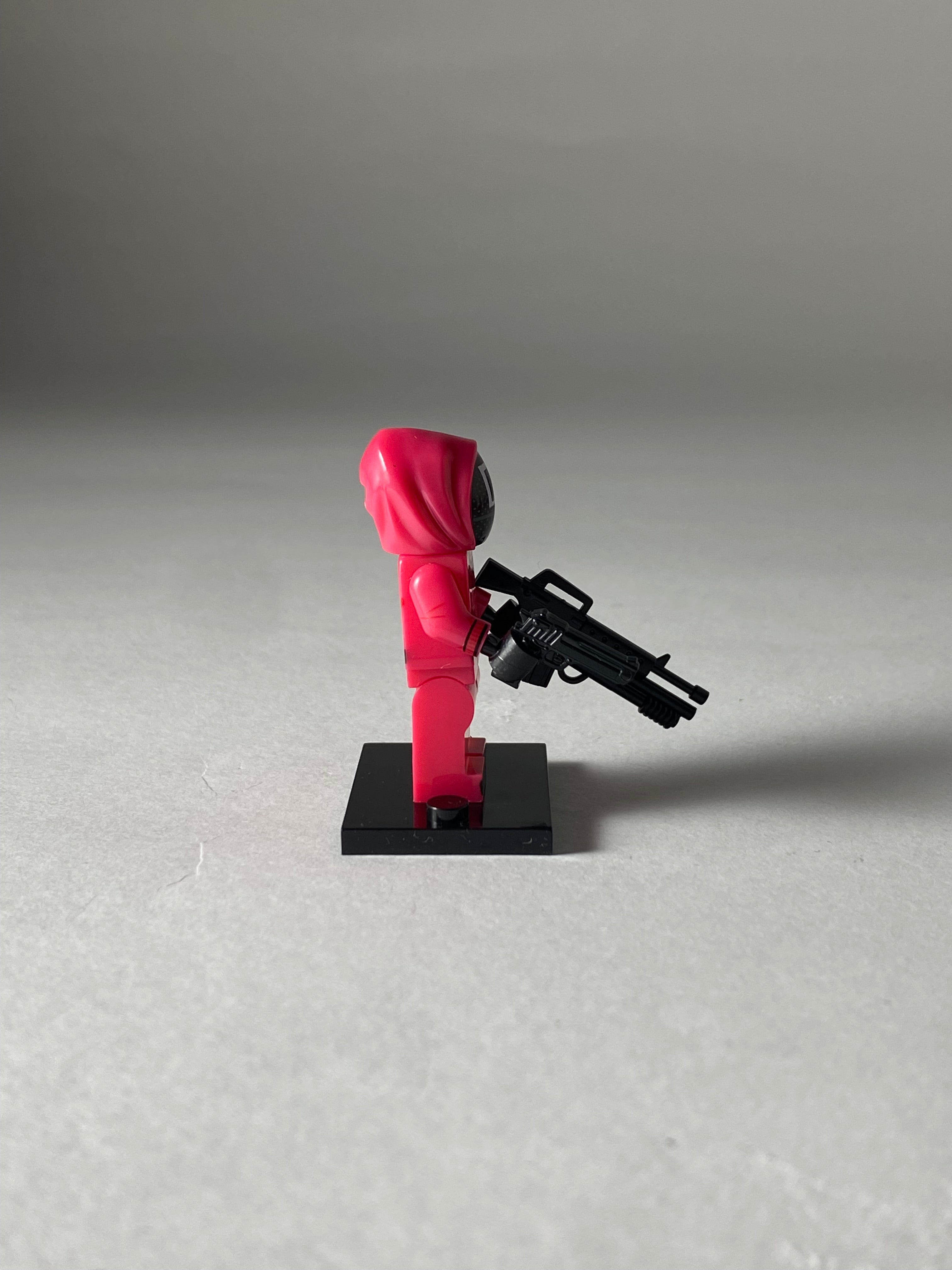 Rectangle Pink guard 2